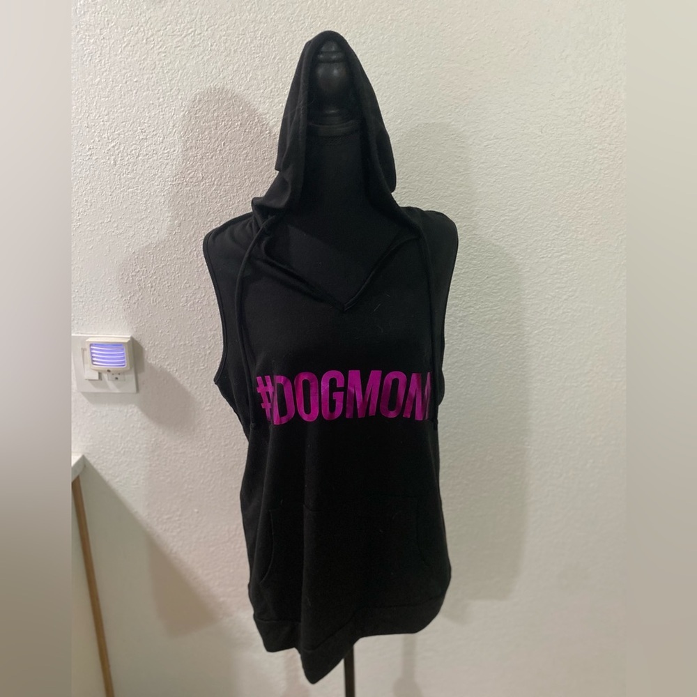 Charming Charlie Sleeveless Hoodie in Black DOGMOM  Size XL‎